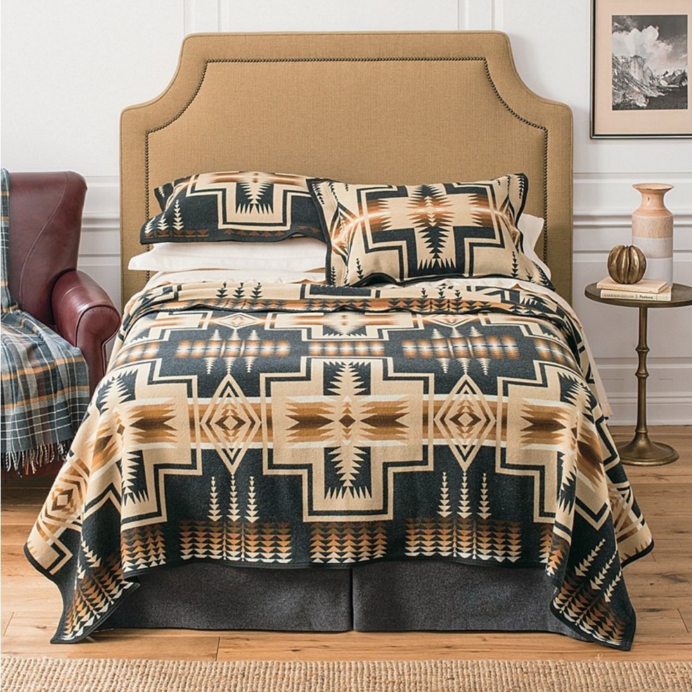Pendleton Harding Wool Blanket - Picture 2 of 2